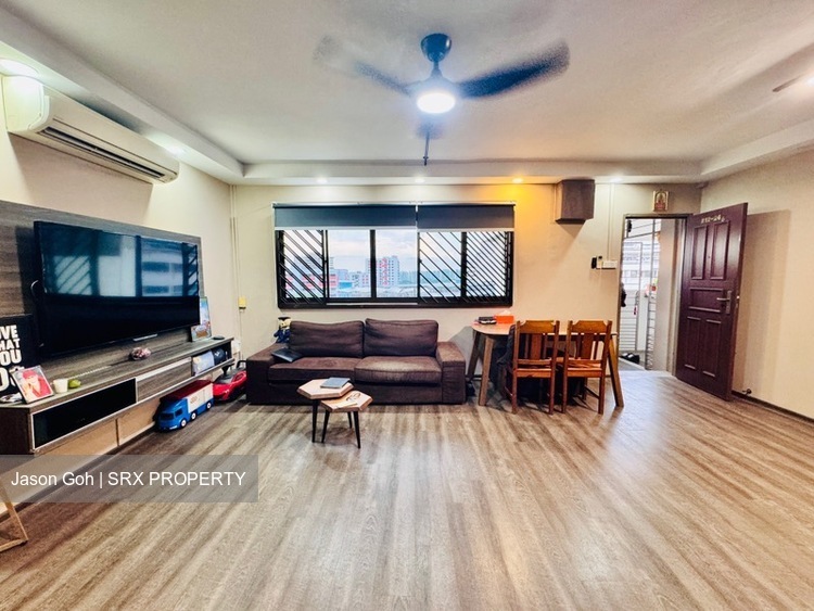 Blk 322 Bukit Batok Street 33 (Bukit Batok), HDB 4 Rooms #560250511